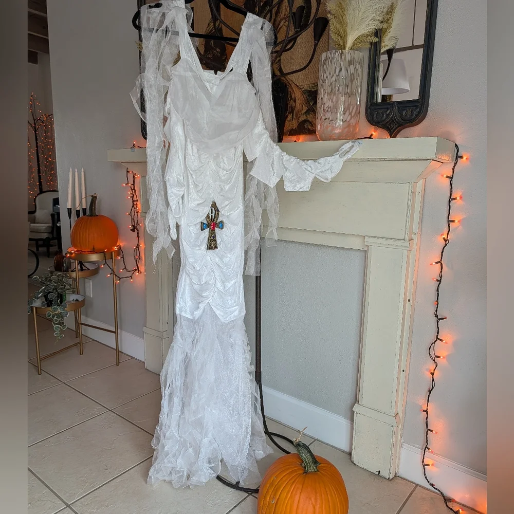 NWOT In Character Egyptian Mummy Size L - Picture 3 of 16